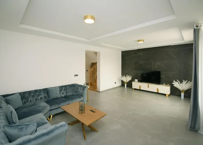 Casa Lucan Вілла Брашов