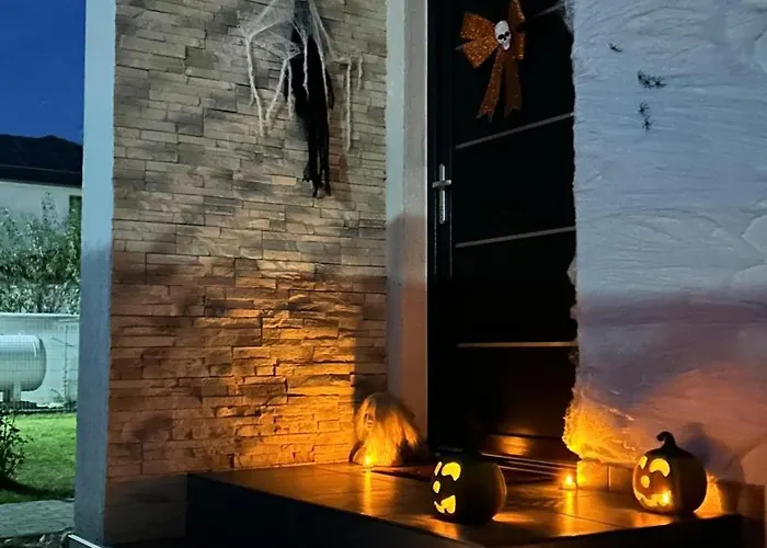 Casa Lucan Вілла *